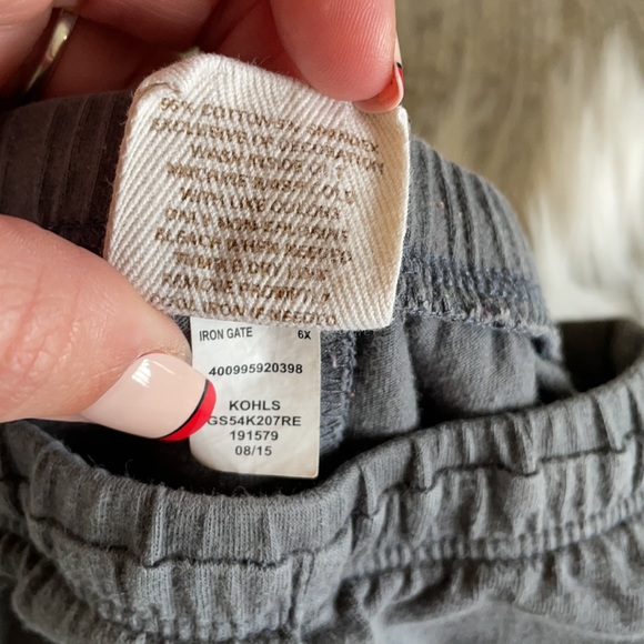 Sonoma Girls 6X leggings in gray with sequins lining both legs. - Picture 4 of 9